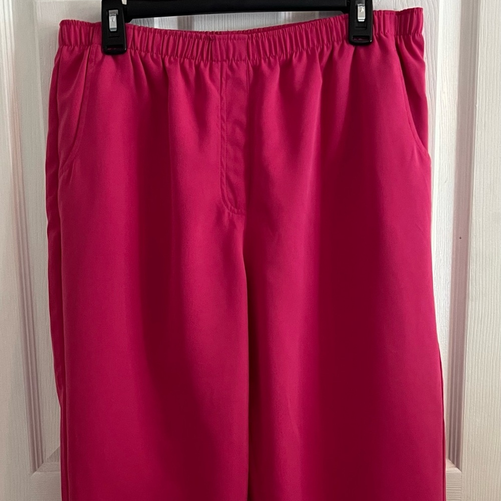 Allison Daley Pink Capris. Size 14